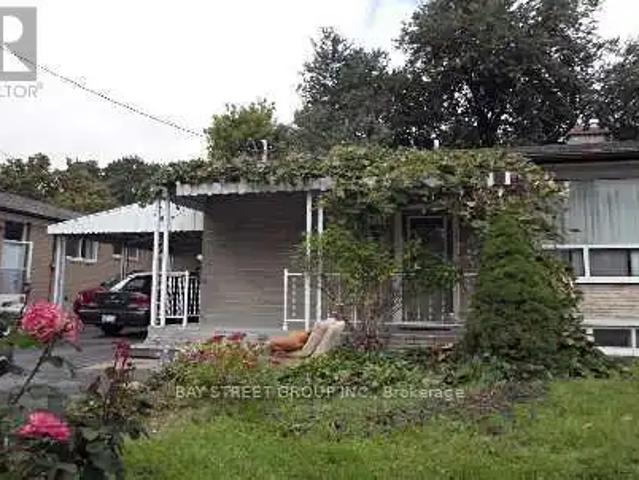 MAIN 211 BEECHY DRIVE