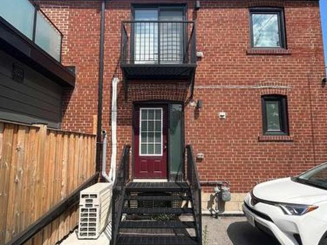 Main 2 Harold Street, Toronto, ON, M8Z 3R3 house for lease | Listing ID W13667 | Royal LePage