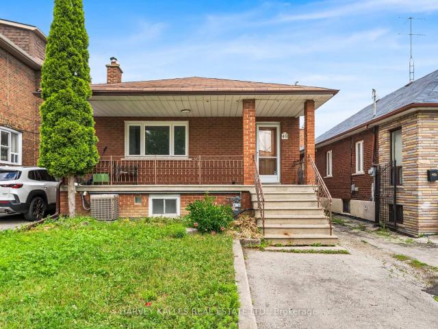 Main 49 Fairbank Avenue in Toronto: Briar Hill Belgravia House for lease Toronto W04: MLS®# W13445474