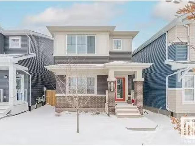 Main 4033 Hawthorn Link Link, Edmonton, AB, T6X 2Y8 house fo.