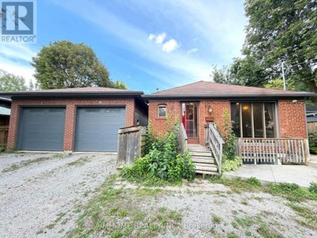 Main 887 Srigley Street, Newmarket, ON, L3Y 1Y2 house for lease | Listing ID N13766 | Royal LePage