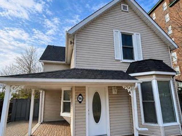 Main 96 Gurnett Street, Aurora, ON, L4G 1P6 house for lease | Listing ID N13704 | Royal LePage