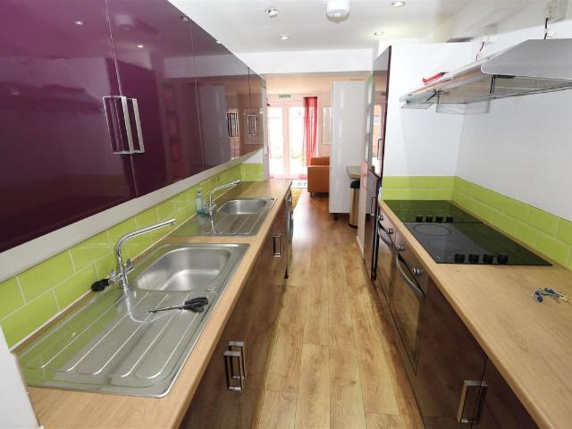 Maindy Road, Cathays, Cardiff CF24, 7 bed shared accommodation to rent, £3,605 pcm | PrimeLocation