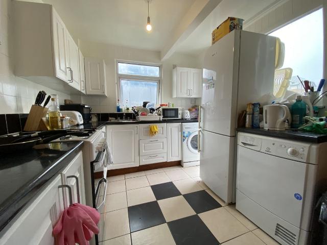 Maindy Road, Cathays CF24, 4 bed terraced house to rent, £2,160 pcm | PrimeLocation