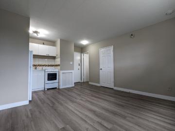 Mainstreet University Apts | 1311 Temperance St
