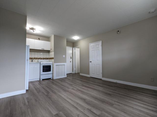 Mainstreet University Apts | 1311 Temperance St