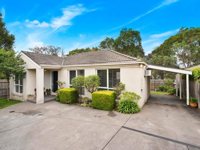 Maintained Family Home with Covered Entertaining Area