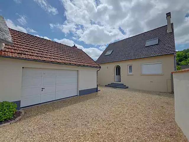 Maintenon 28130 Achat / Vente maison 5 pièces t5 au dernier étage terrasse
