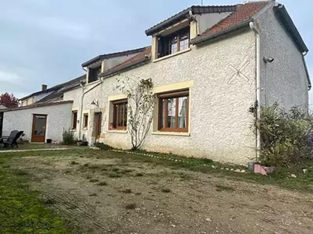 Maintenon 28130 Achat / Vente maison 7 pièces t7 au dernier étage