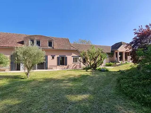 Maintenon 28130 Achat / Vente maison 7 pièces t7 au dernier étage terrasse