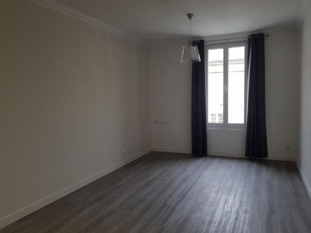 MAINTENON CENTRE VILLE 3 PIECES