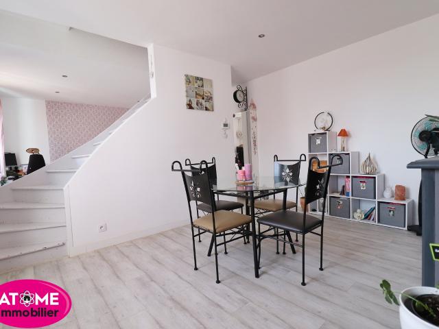 Maion totalement rénovée 78m2 Jardin Stationnement