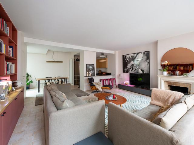 MAIRIE DU 10E APPARTEMENT EN TRIPLEX