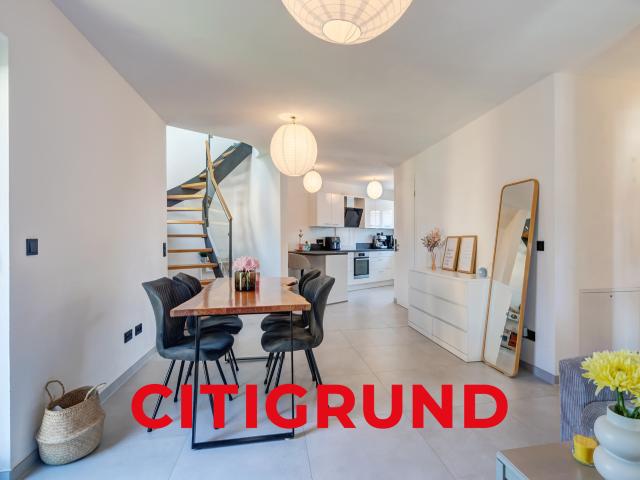 Maisach/Gernlinden Hell. Modern. Individuell. Exklusives Haus im Haus Flair!