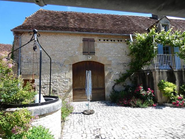 Maison125 m2 / 3 chambres / grange / terrain 4225m²