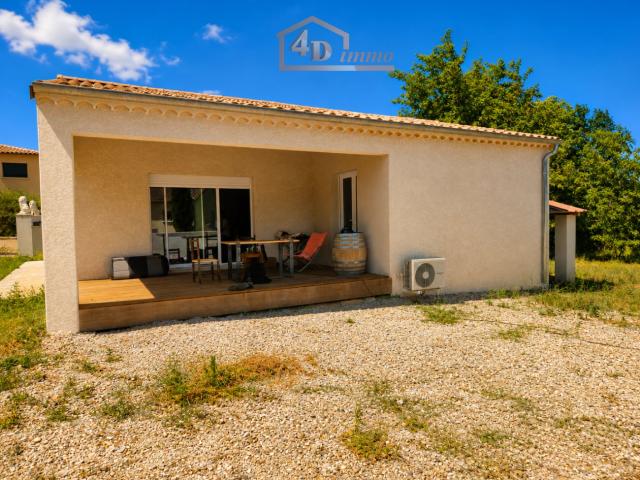 Maison/Villa 106m² Grospierres