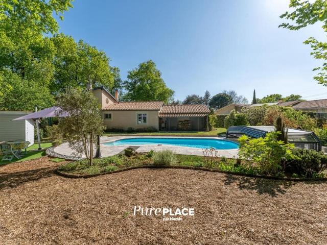 Maison/Villa T5 de 131 m² à Ambarès et Lagrave 33440 131m² Ambarès et Lagrave