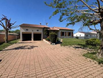 Maison/Villa CORNEBARRIEU Avec Piscine 4 pièce s 105 m2