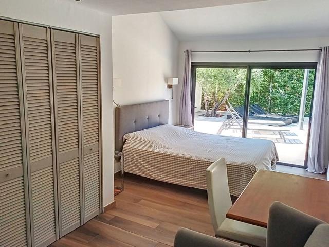 MAISON/VILLA Six Fours Les Plages Les Lones 4 pièce s LOCATION SAISONNIERE/VACANCES/BORD DE MER