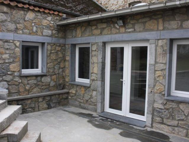 Maison 3 ch à louer, 475m² de terrain, Thuin