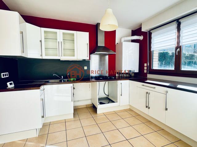 MAISON 3 CH, SDD, SDB, JARDIN ET GARAGE