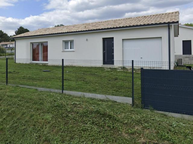 Maison 3 chambre + Garage