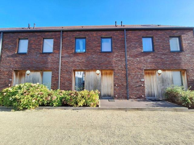 Maison 3 chambres 975 € + 30 € entretien extérieur