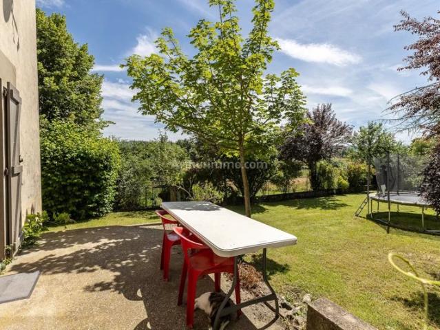 Maison 3 chambres, 140 m² + dépendances, sur 6200 m²
