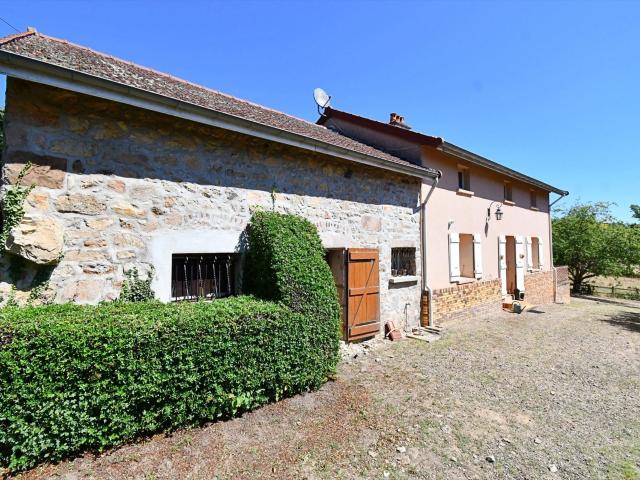 Maison 3 chambres, 1 ha de terrain 102m² Etang sur Arroux