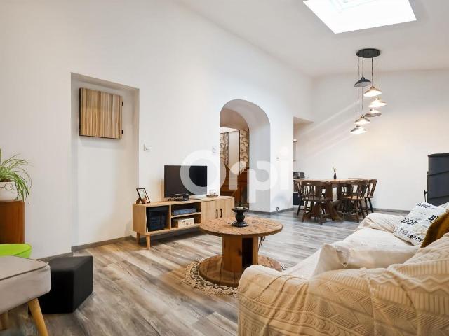 Maison 3 chambres, 2 bureaux et jardin à Hondschoote 59122 212m² Hondschoote