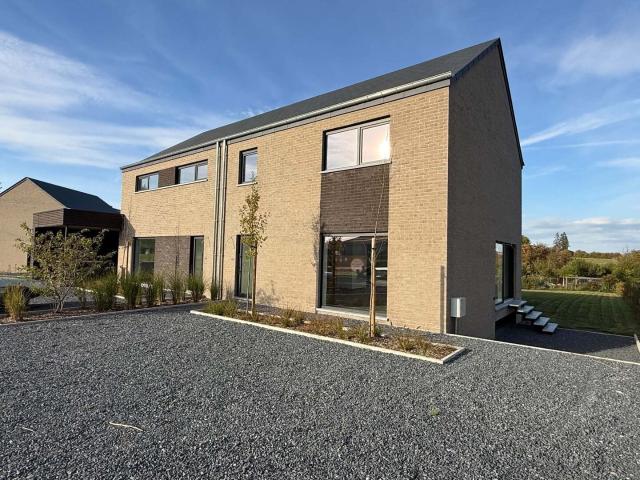 Maison 3 chambres, Vaux sur Sûre, EPC A 45