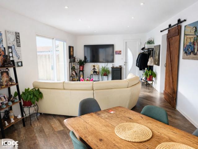 MAISON 3 CHAMBRES + APPARTEMENT 50 m² + PISCINE – LUÇON
