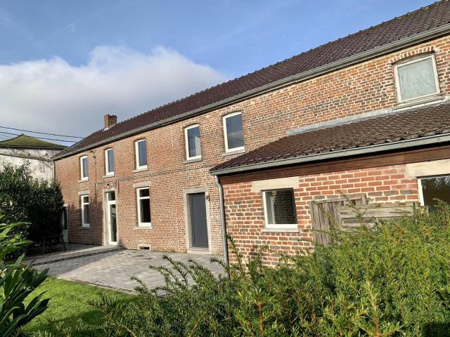 Maison 3 chambres avec annexe indépendante à Houtain Le Val