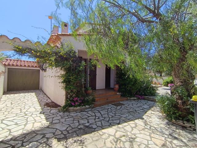 Villa 3 chambres avec garage et piscine à 300m de la plage