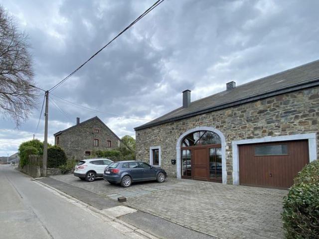 Maison 3 chambres avec jardin à Ochamps
