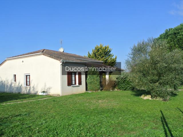 Maison 3 chambres avec piscine et un hangar de 180 m2