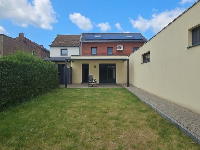 Maison 3 chambres avec terrasse et jardin