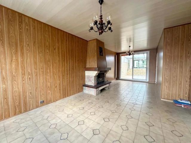 Maison 3 chambres + combles aménageables + véranda