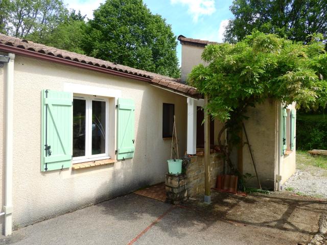 Maison 3 chambres de plain pied 98m² Valroufié