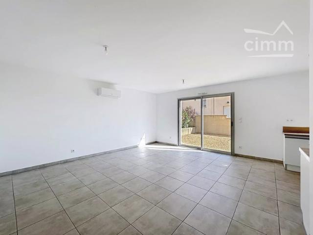 Maison 3 chambres, jardin et garage