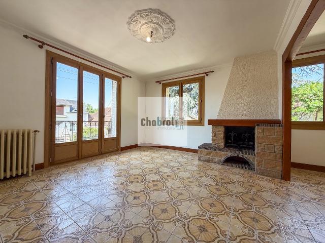 Maison 3 chambres + jardin + sous sol total