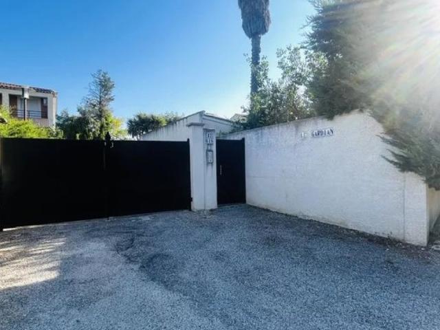 Maison 3 chambres, jardinet et garage à Trinquetaille