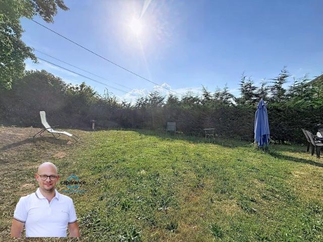 Maison 3 chambres – Jumelée par le garage – Terrain d'enviro. 88m² Saint Genix sur Guiers