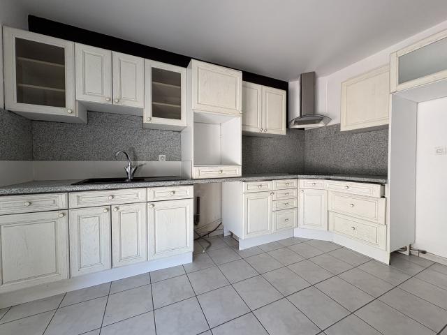 Maison 3 chambres MONTAIGU/BOUFFERE