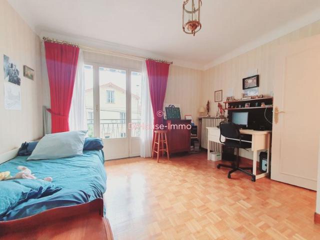 MAISON 3 CHAMBRES STATIONNEMENT SOUS SOL