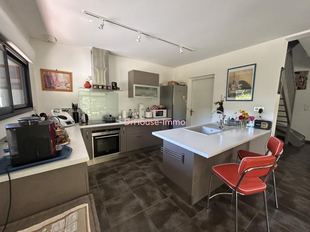 Maison 3 chambres sur un terrain clos piscinable de 2500 m²