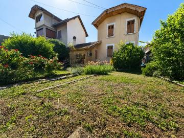 Maison 3 p 65 m2 à Cran Gevrier entièrement à rénover
