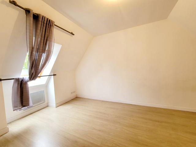 Maison, 3 pièce s, 2 chambre s, 65 m²