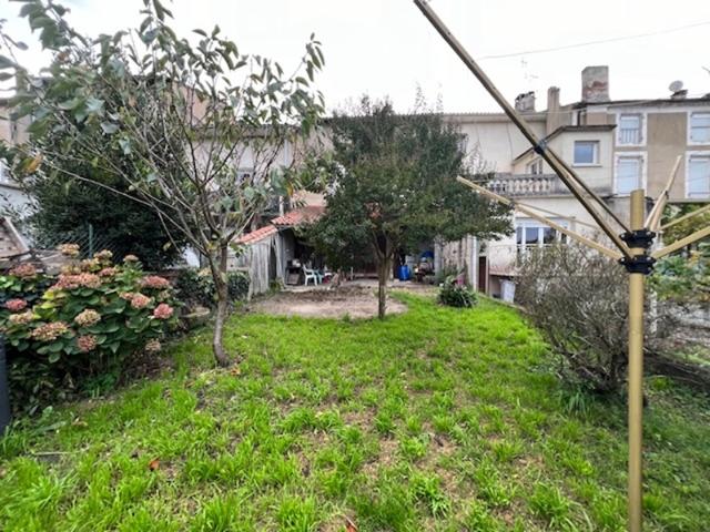 Maison 3 pièces Centre ville Aiguillon