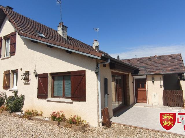 Maison 3 pièces 104 m²